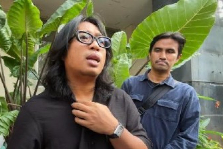 Komedian Praz Teguh Diperiksa Polisi Kasus Dugaan Penipuan Umrah Hanania Group Akhirnya Buka Suara!