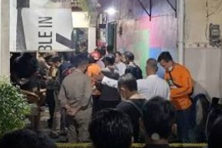 Penemuan Jenazah Wanita Bersimbah Darah di Putat Jaya Surabaya, Wanita 51 Tahun Tewas di Kamar Kos