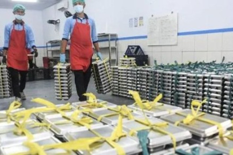 DPR Setujui 4 Jurus Skema Efisiensi Program MBG, Badan Gizi Diminta Tajamkan Data Penerima