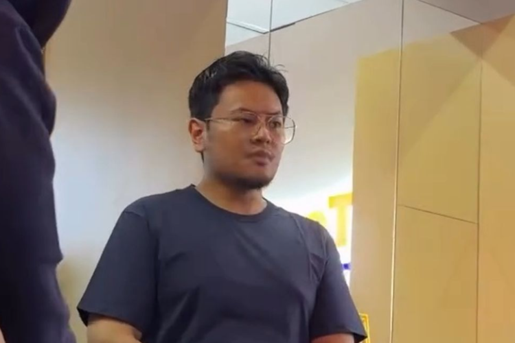 Ahmad Syah Farhan, Owner Hanania Travel Diseret ke Polda Metro Jaya Atas Dugaan Penipuan Jemaah Haji Hingga Puluhan Miliar