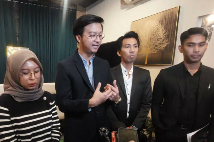 Ini Dia Deretan Artis  yang Terlibat Promosi Hanania Travel, Beberapa Diantaranya Sempat Mengikuti Trip Perjalanan Bersama Perusahaan