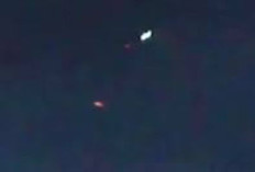 Kesaksian Warga Rekam Objek Mirip UFO di Embong Kaliasin Surabaya : Terbang Cepat, Senyap, Menghilang di Balik Gedung